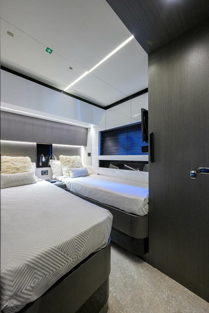 2019 Azimut S7 — photo 122