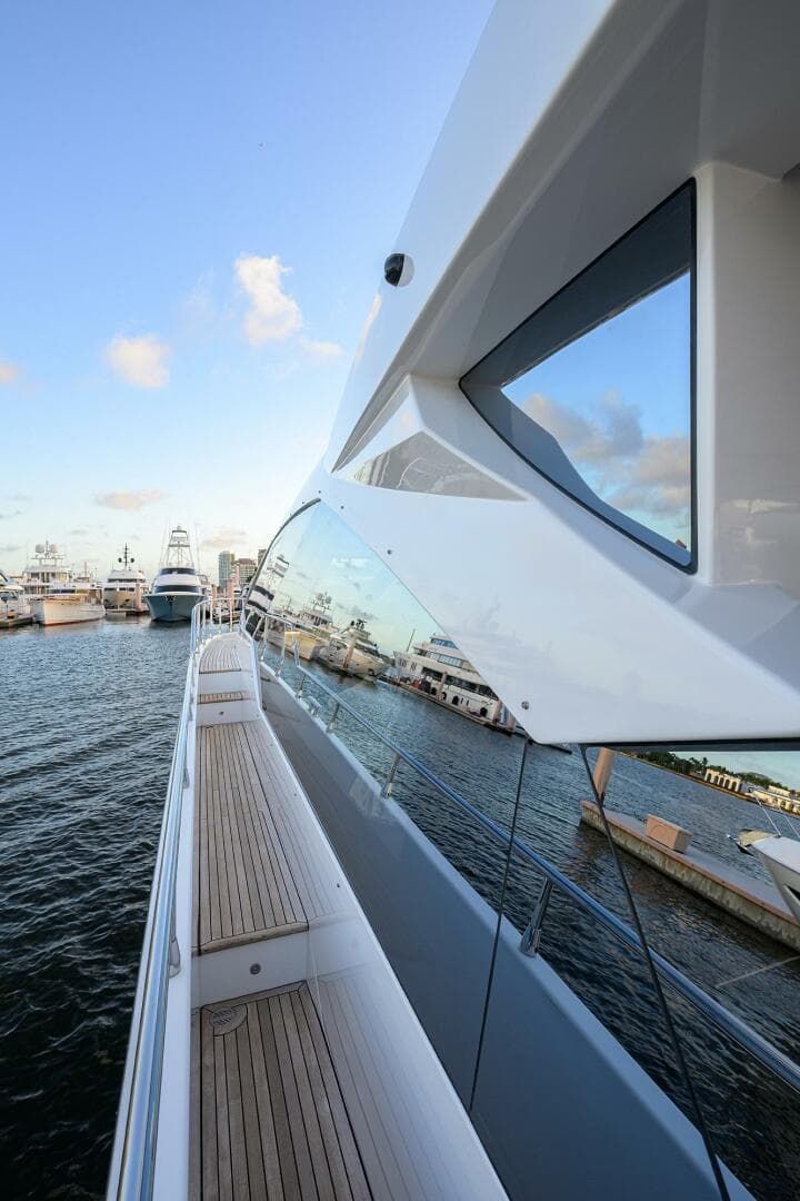 2019 Azimut S7 — photo 46