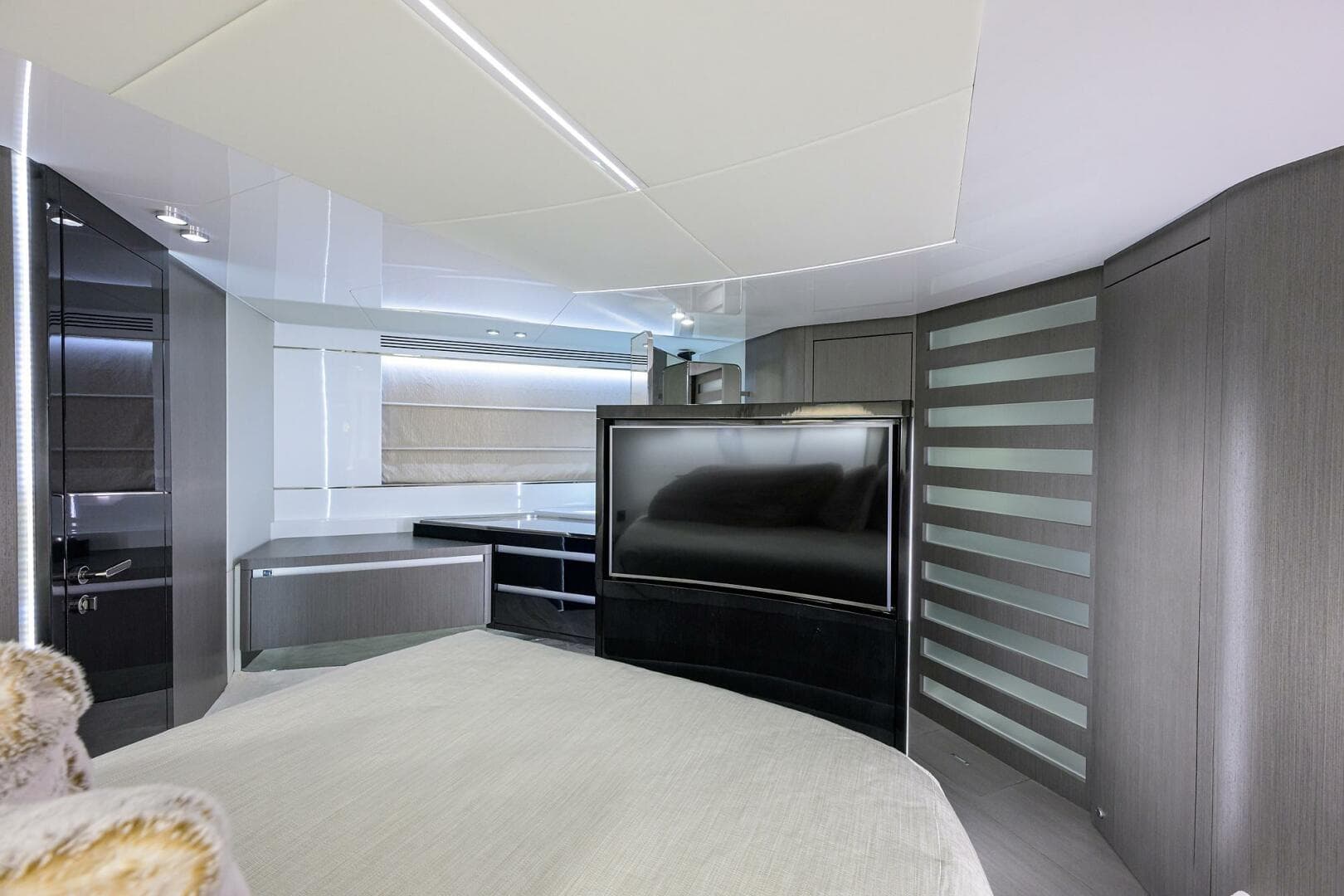 2019 Azimut S7 — photo 97