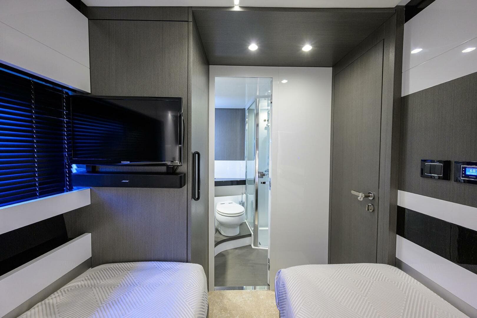 2019 Azimut S7 — photo 125