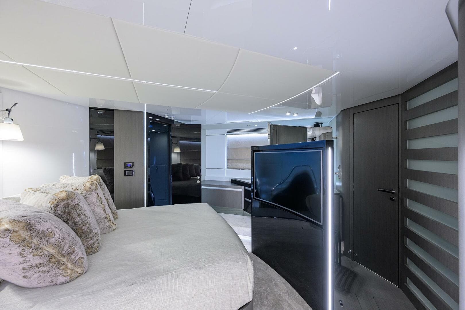 2019 Azimut S7 — photo 94