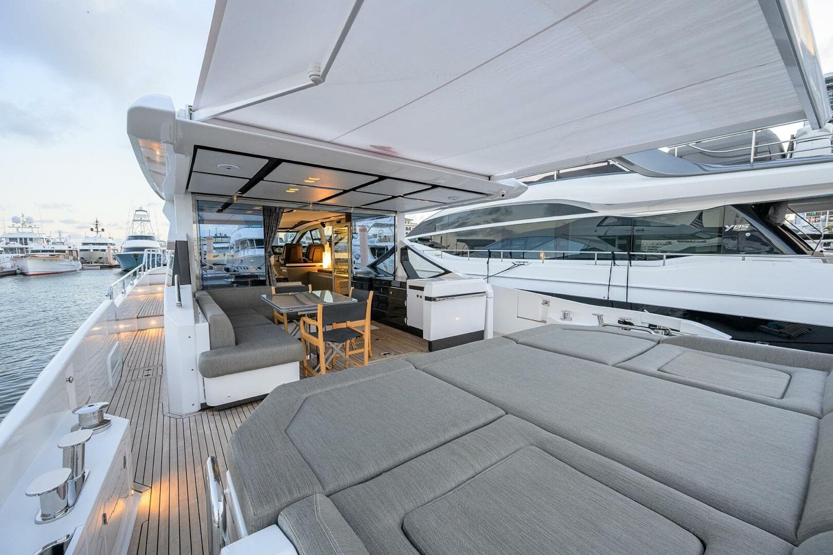 2019 Azimut S7 — photo 38