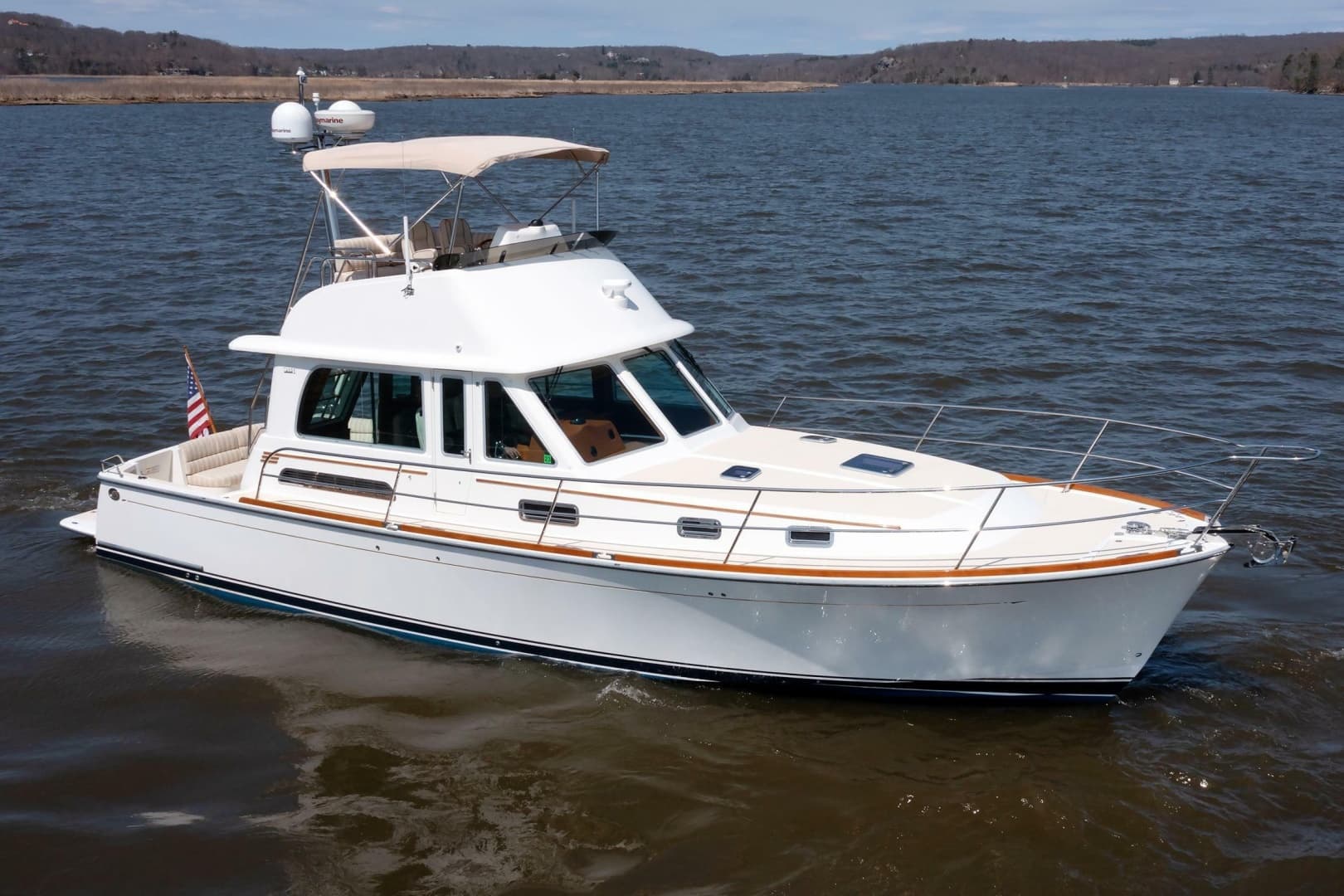 2016 Sabre 42 Fly Bridge Sedan — photo 40