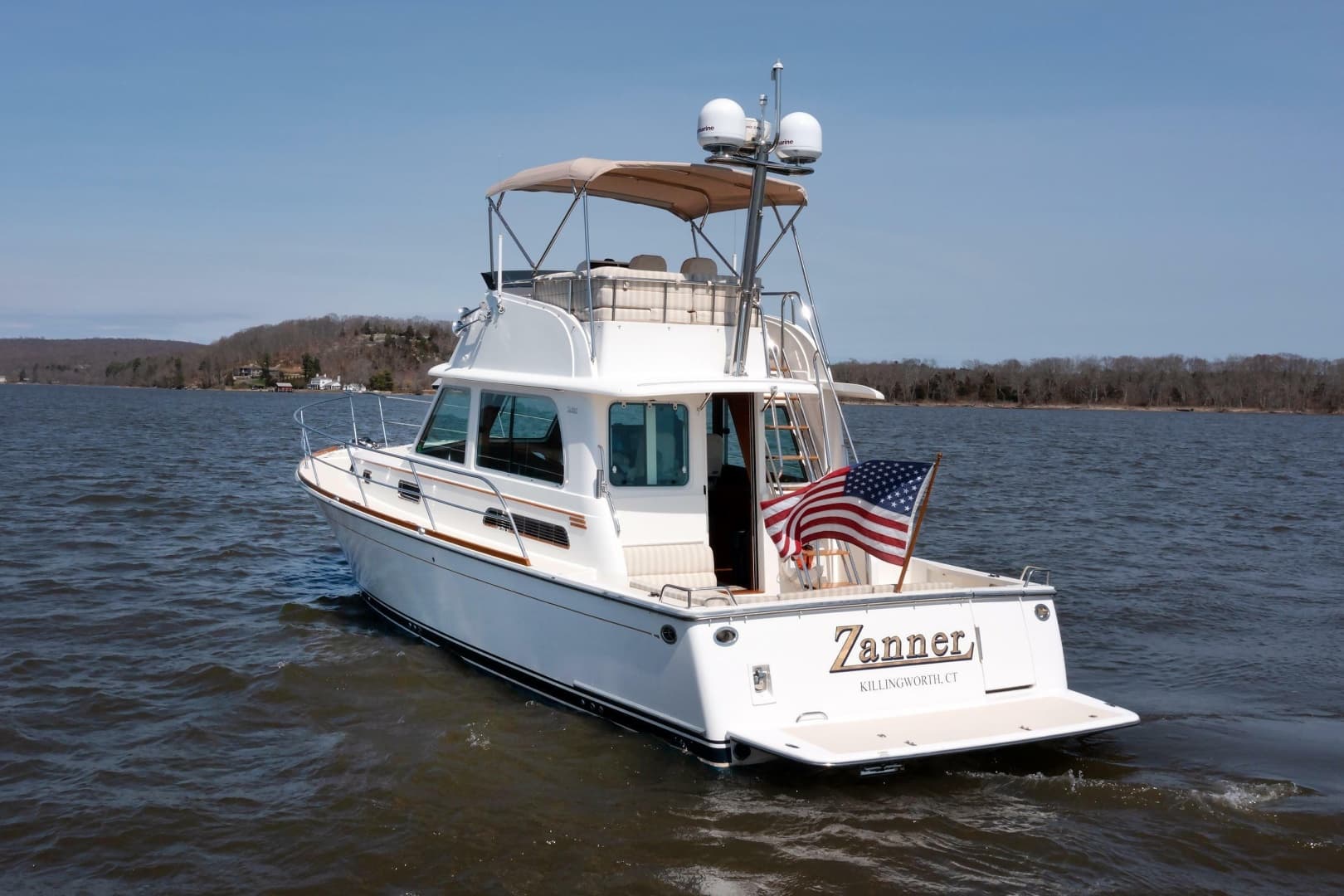 2016 Sabre 42 Fly Bridge Sedan — photo 41