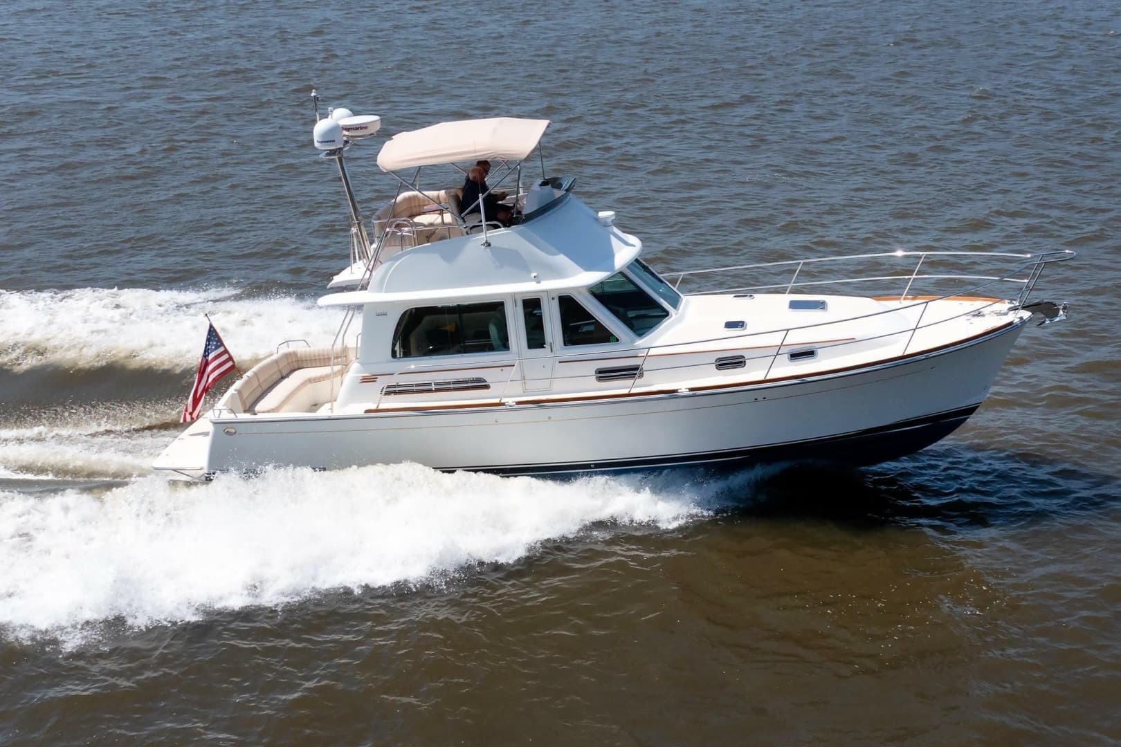 2016 Sabre 42 Fly Bridge Sedan — photo 45