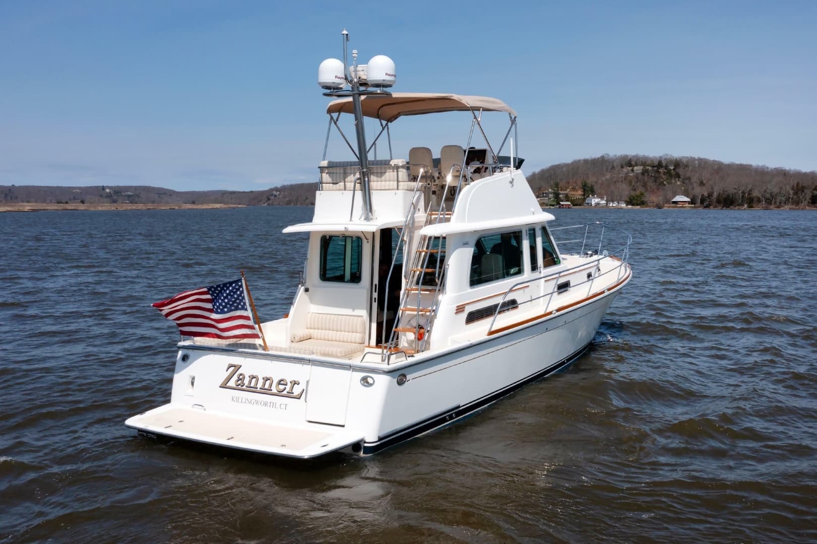 2016 Sabre 42 Fly Bridge Sedan — photo 42