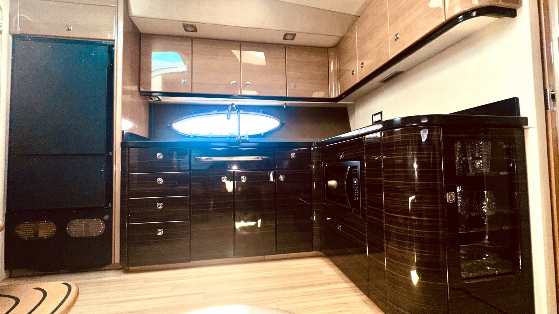 2012 Formula 45 Yacht — photo 8