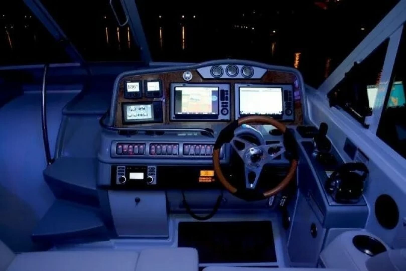 2012 Formula 45 Yacht — photo 5