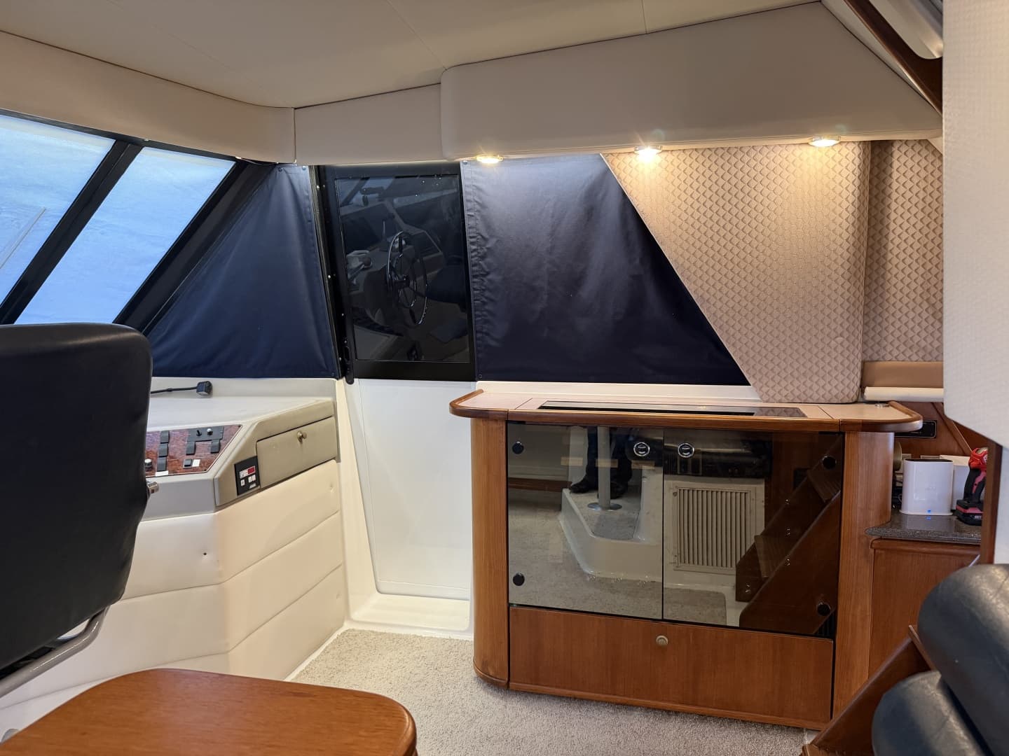 1999 Bayliner 4788 — photo 24