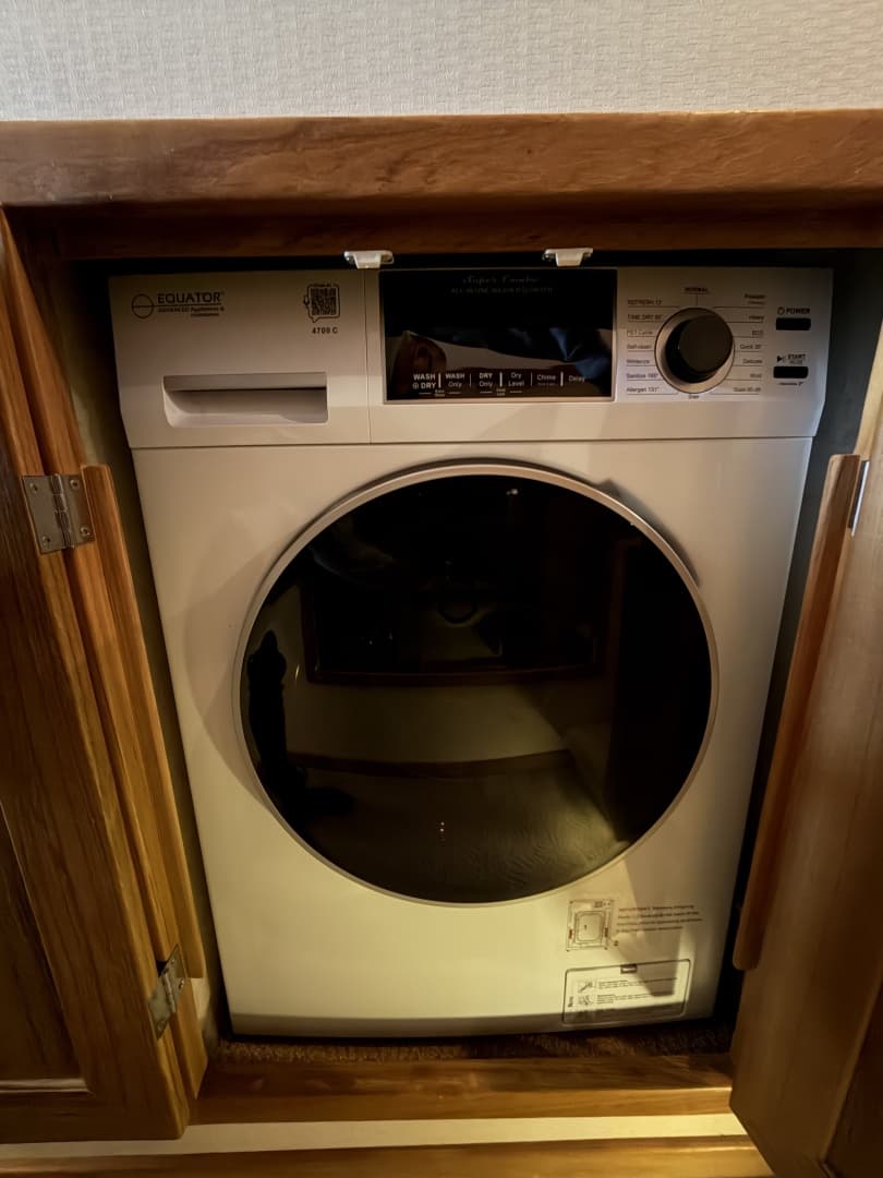 1999 Bayliner 4788 — photo 29