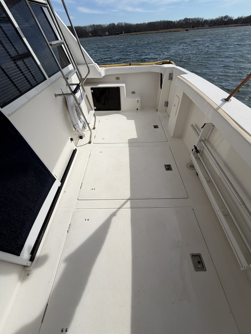 1999 Bayliner 4788 — photo 7