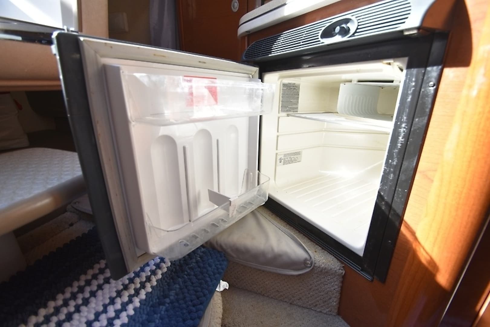 2008 Sea Ray Sundancer 260 — photo 47