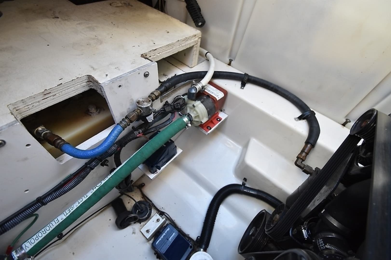 2008 Sea Ray Sundancer 260 — photo 33