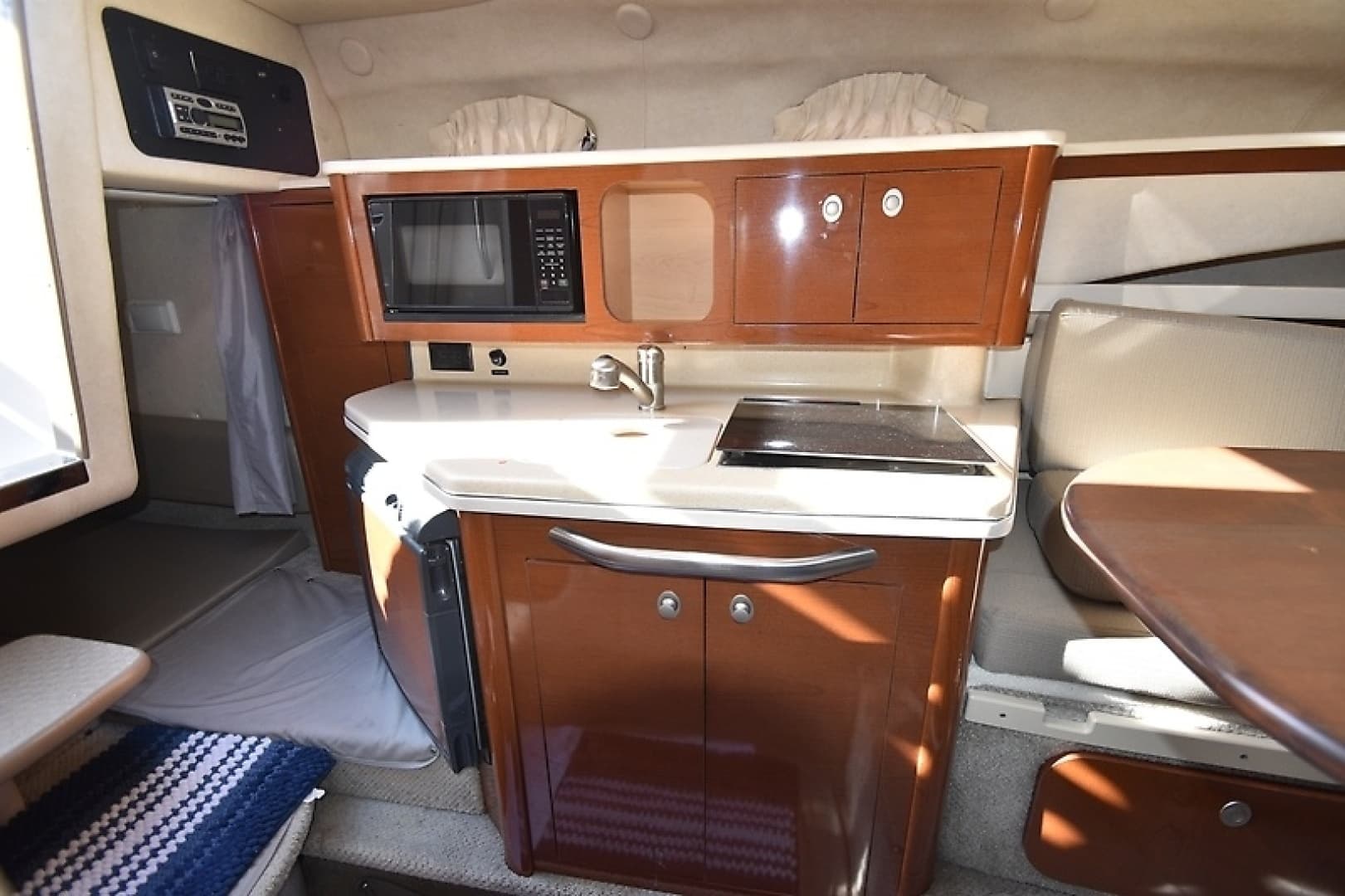 2008 Sea Ray Sundancer 260 — photo 42
