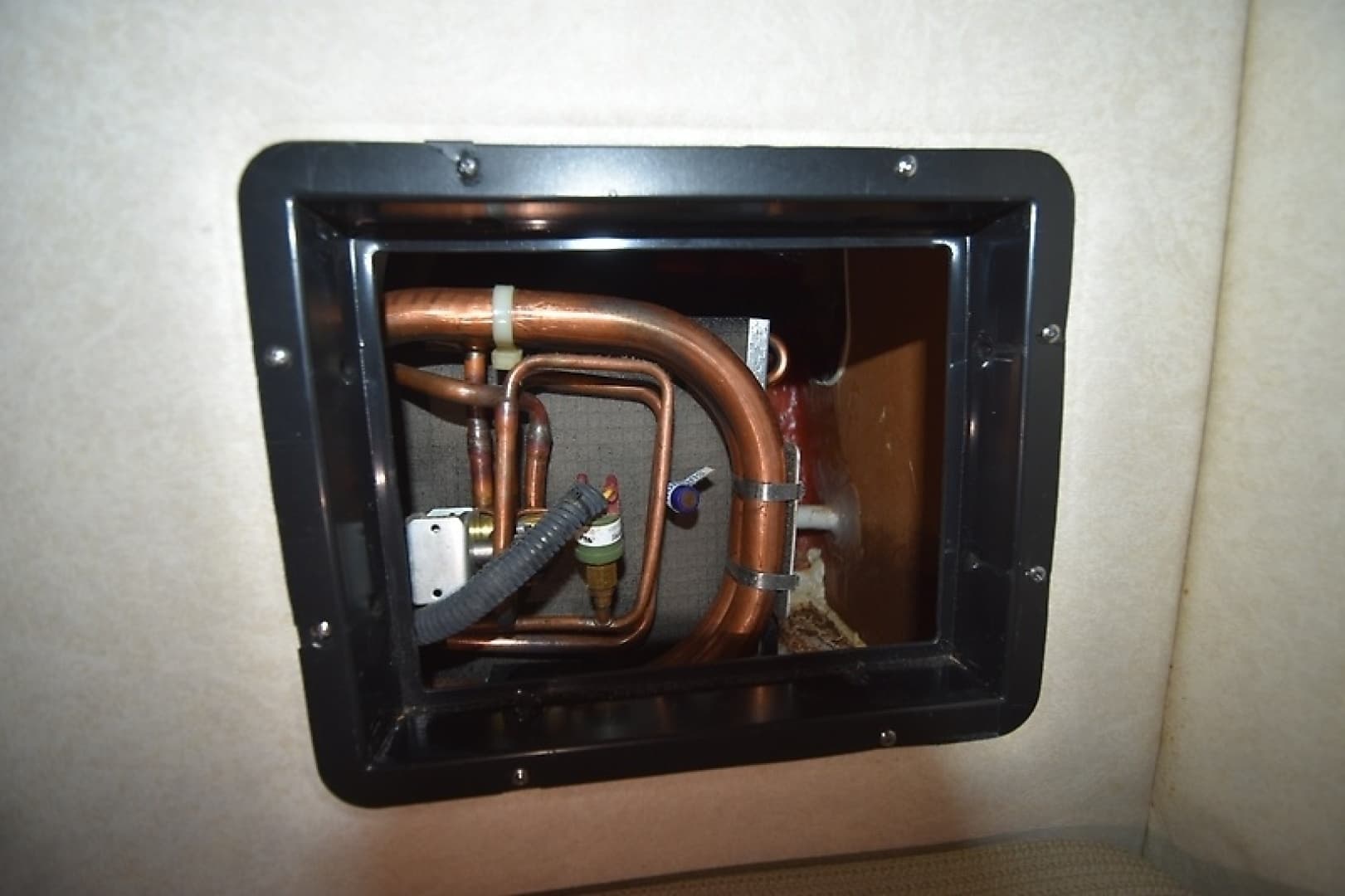 2008 Sea Ray Sundancer 260 — photo 54