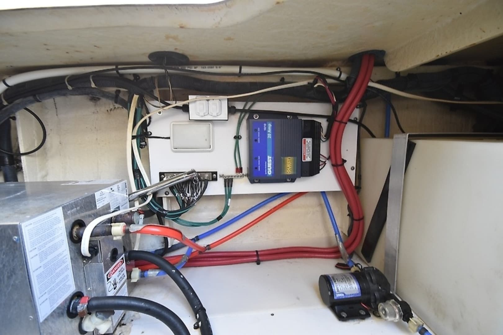 2008 Sea Ray Sundancer 260 — photo 24