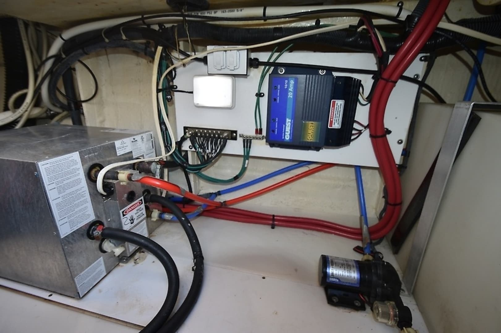 2008 Sea Ray Sundancer 260 — photo 25