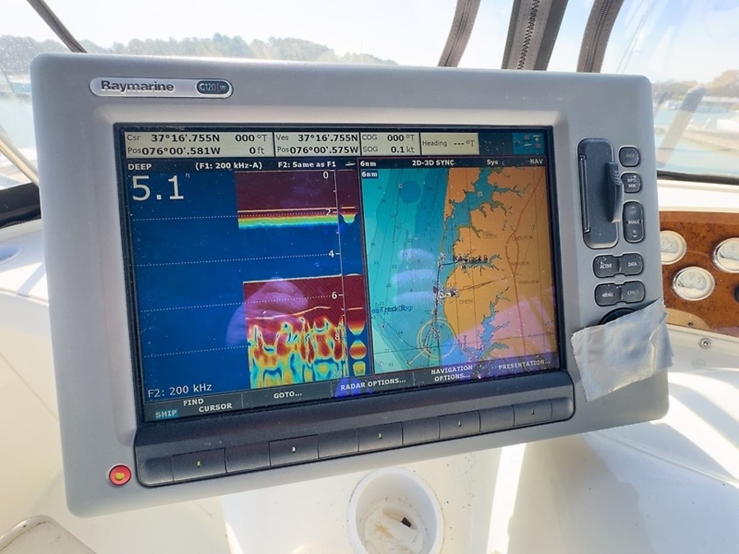 2007 Silverton 34 Convertible — photo 10