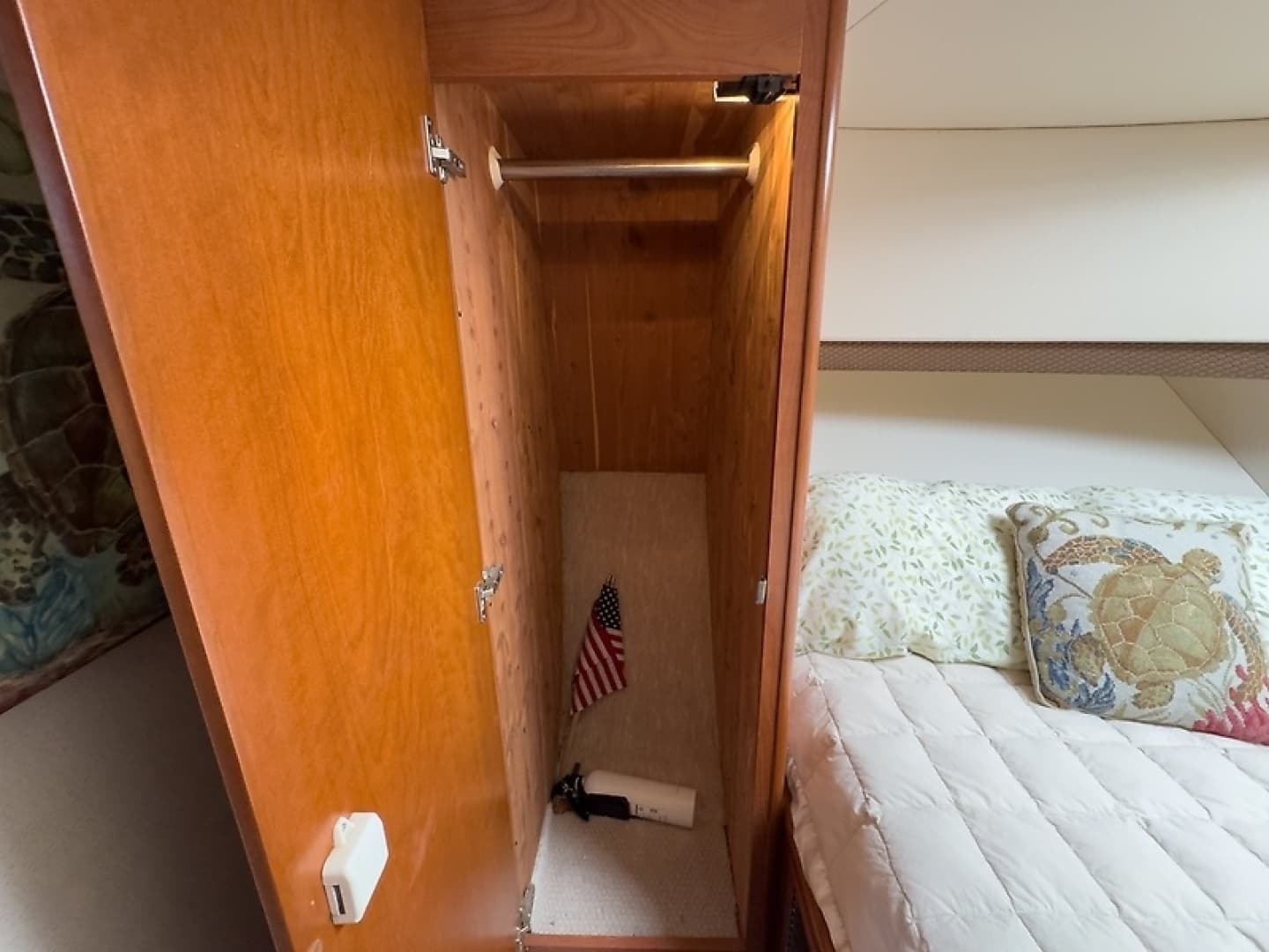 2007 Silverton 34 Convertible — photo 33