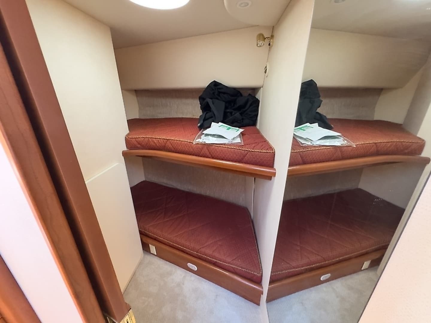 2007 Silverton 34 Convertible — photo 36