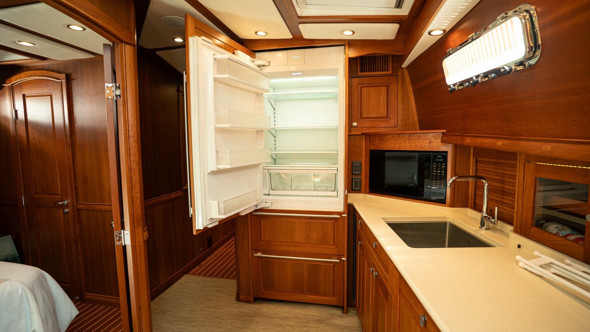 2018 Sabre 66 Dirigo — photo 58