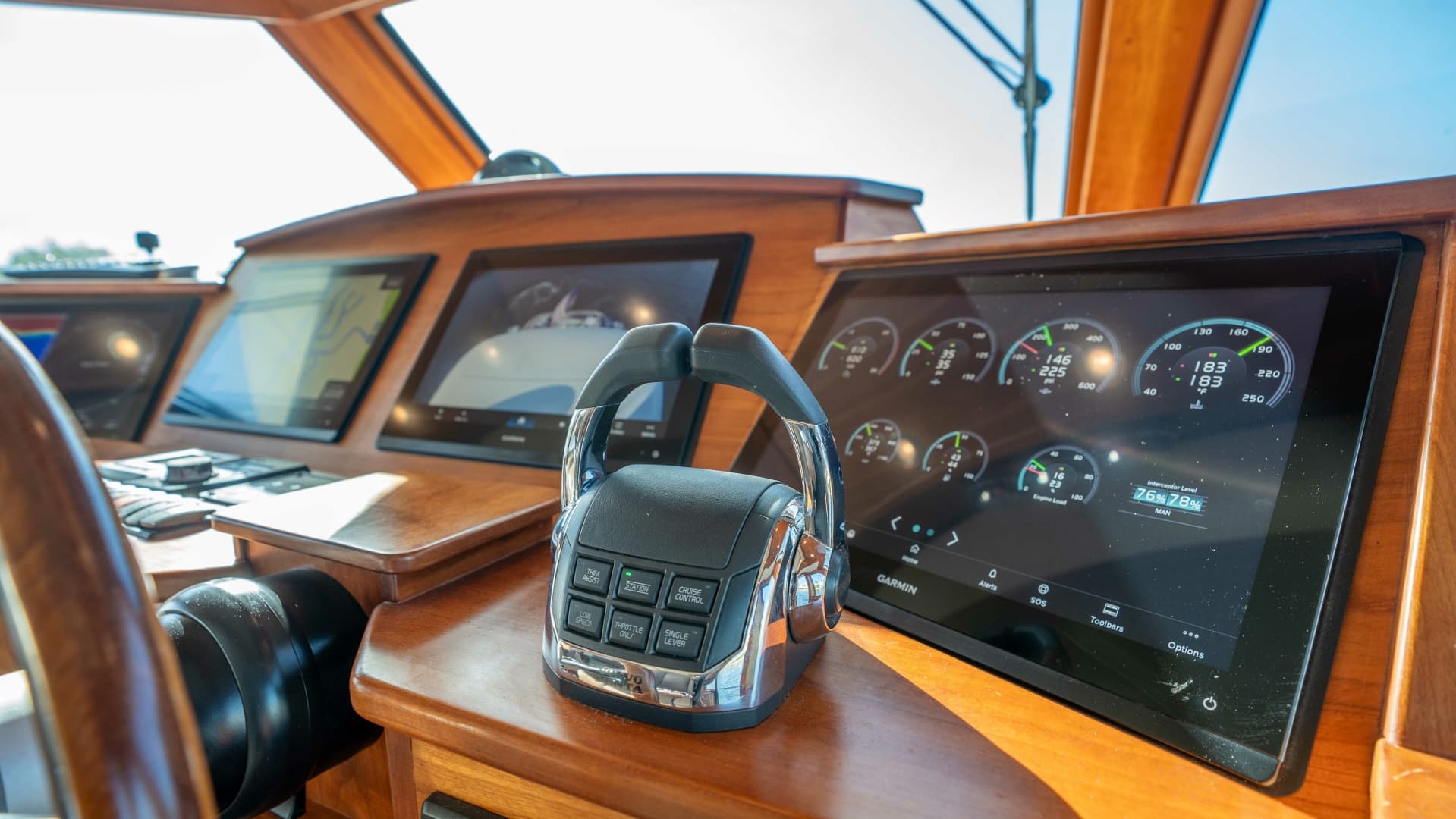 2018 Sabre 66 Dirigo — photo 37