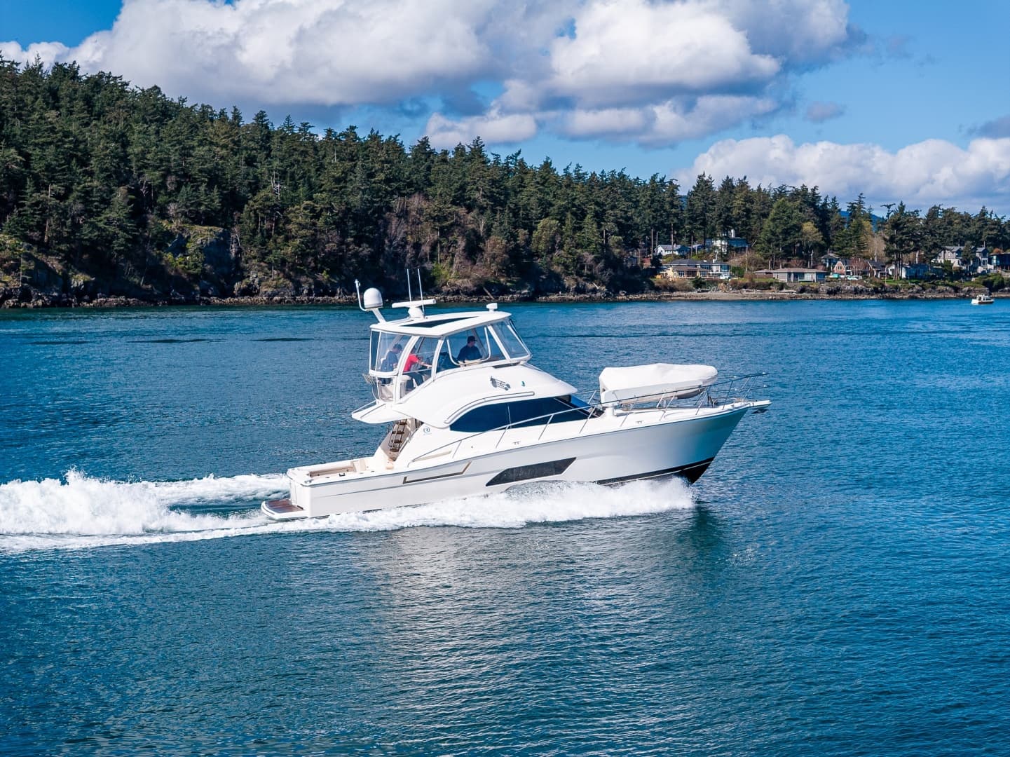 2011 Riviera 43 Open Flybridge — photo 5