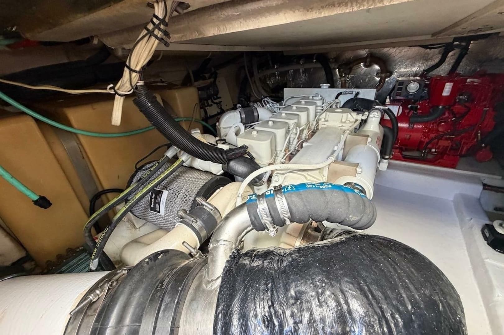 2005 Riviera 37 Flybridge — photo 27