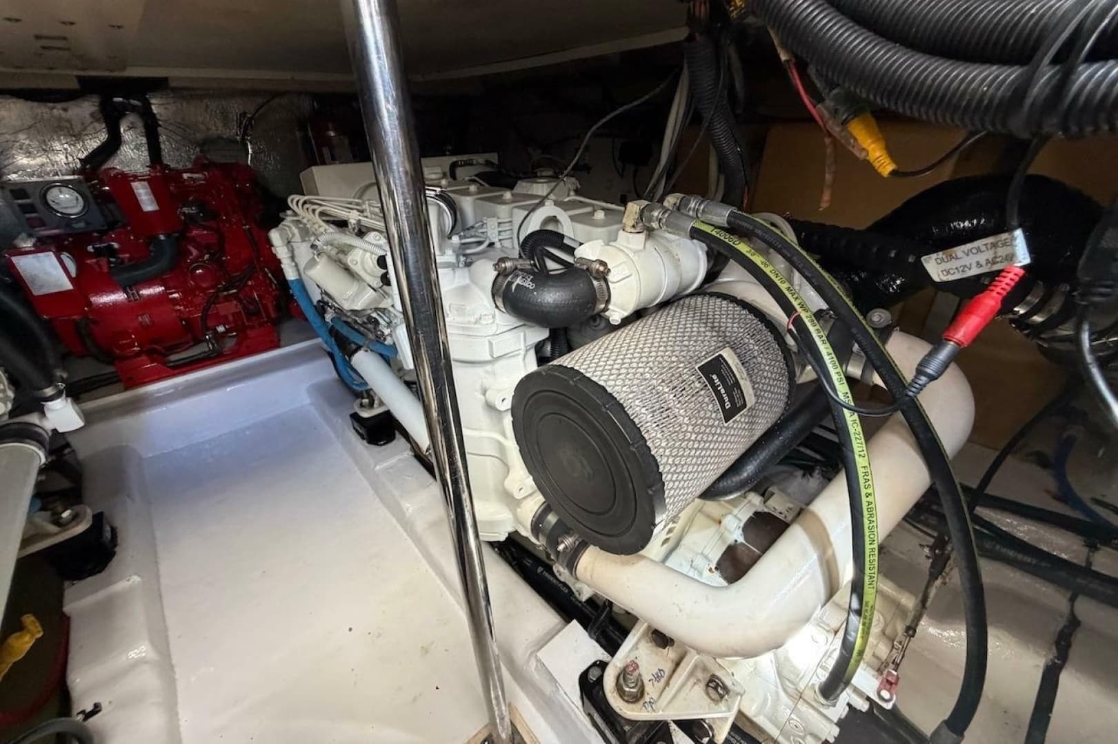 2005 Riviera 37 Flybridge — photo 25