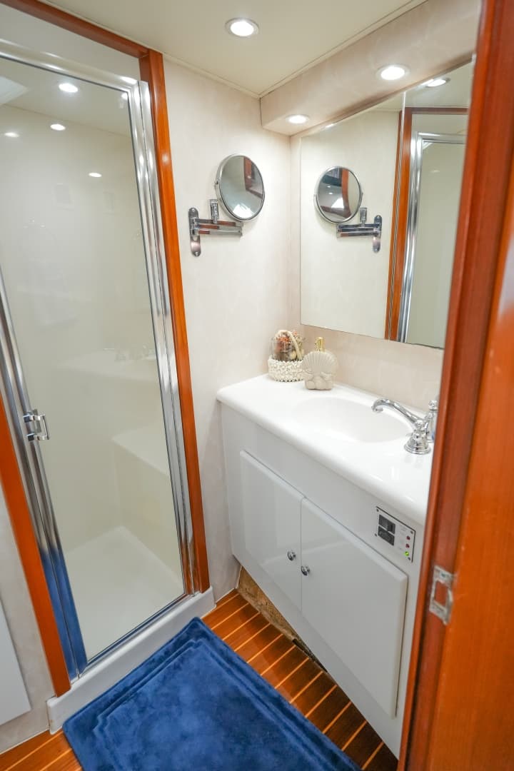 1998 Commercial Post — photo 9