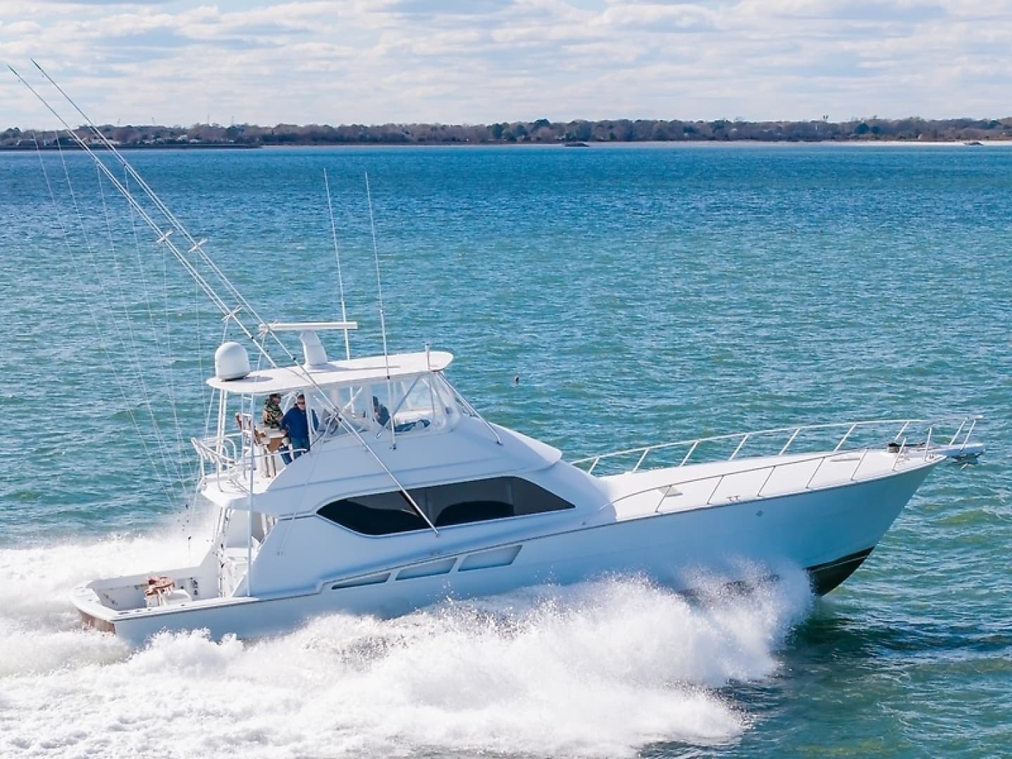 2001 Hatteras 60 Convertible — photo 3