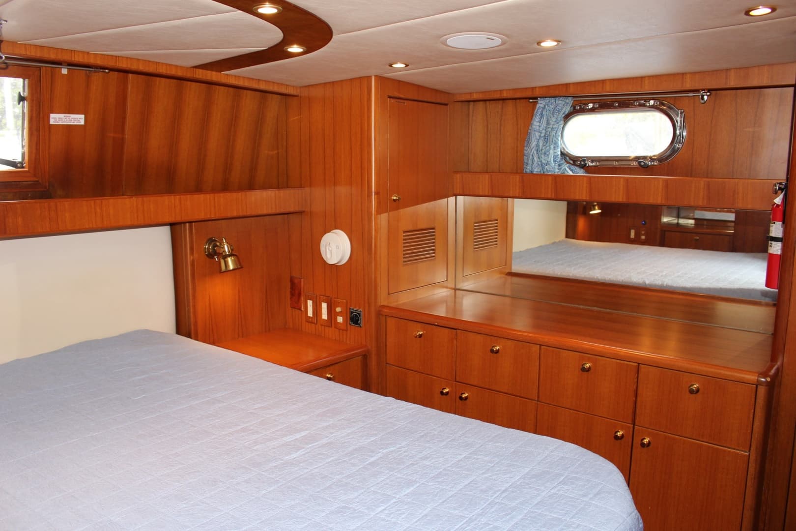 2007 Jefferson Motor Yacht — photo 22
