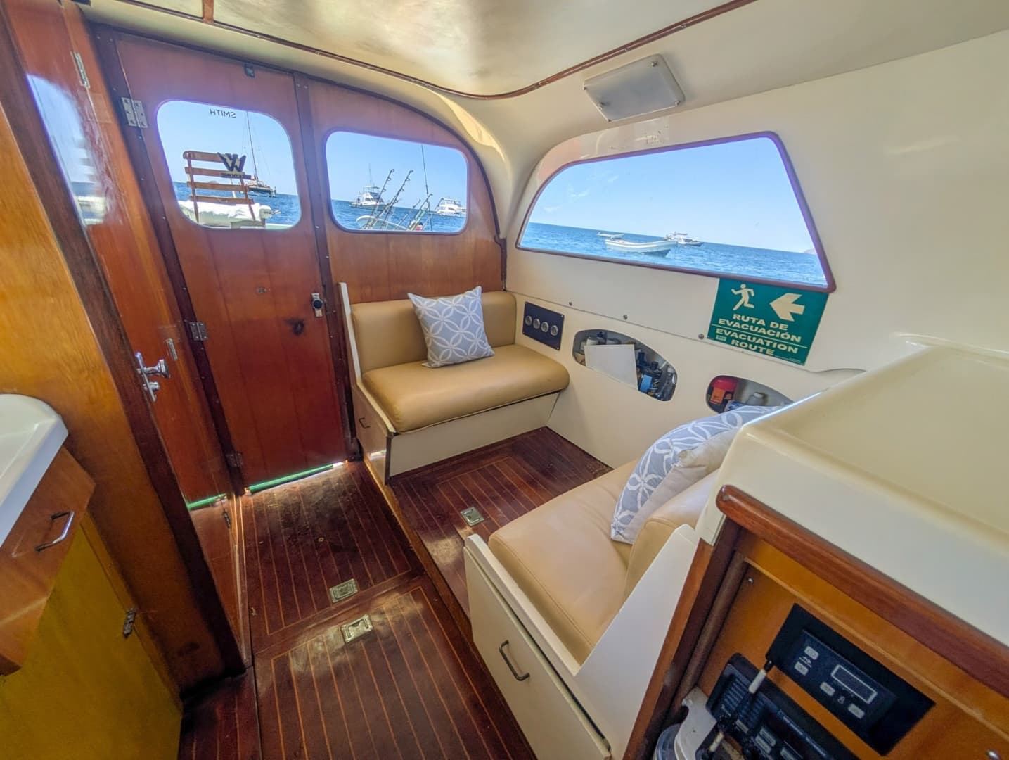 1973 Bertram Sportfisher — photo 24