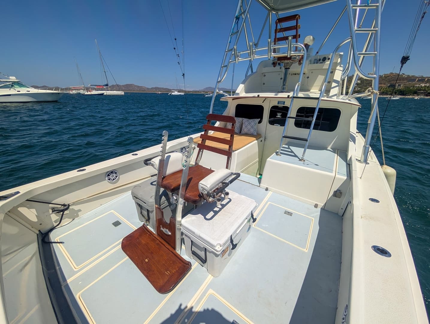 1973 Bertram Sportfisher — photo 7