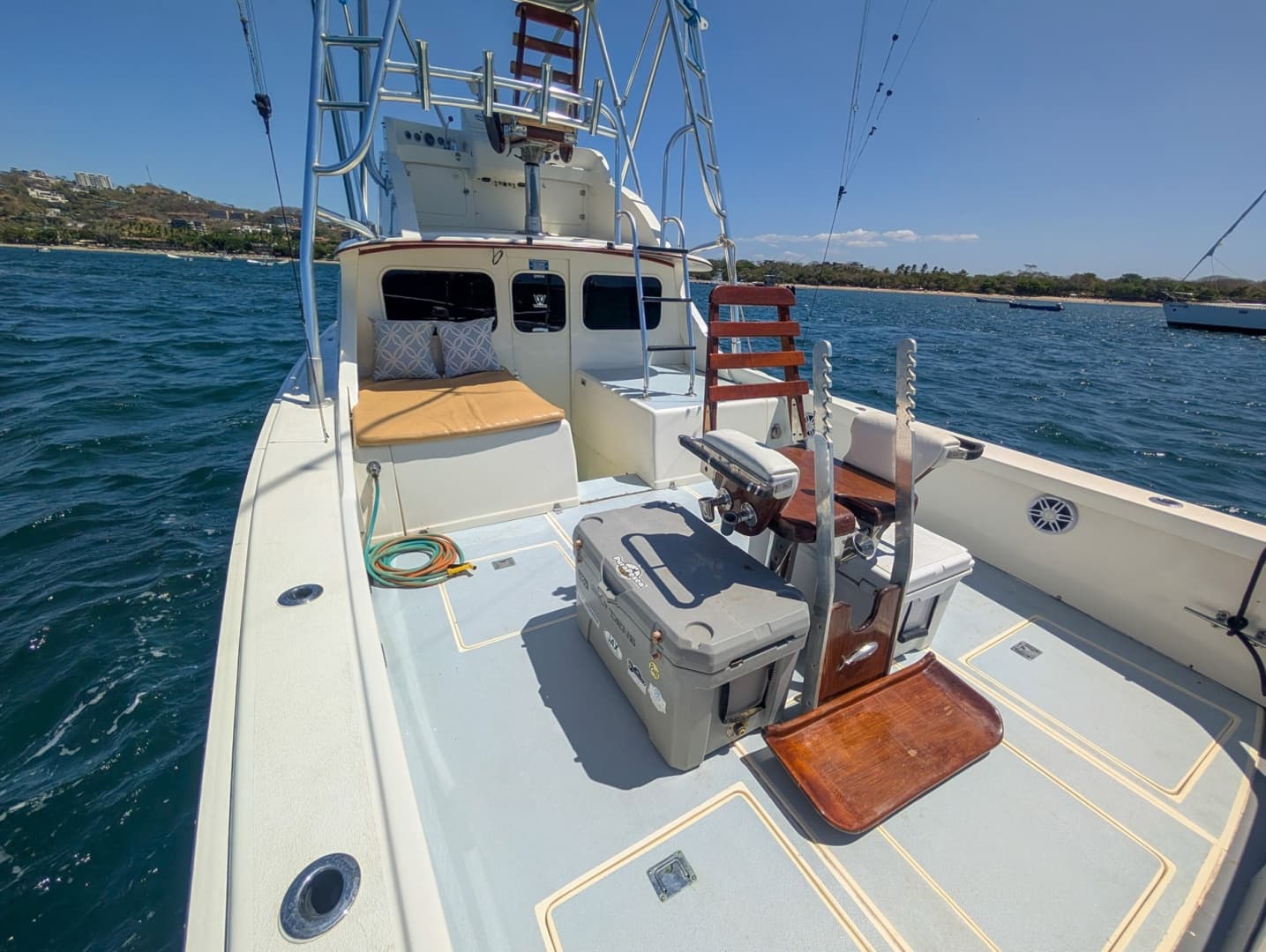 1973 Bertram Sportfisher — photo 8