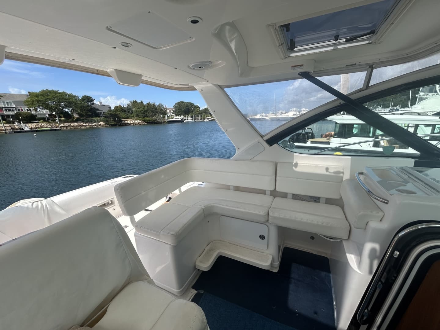 2007 Tiara Yachts 3200 Open — photo 22