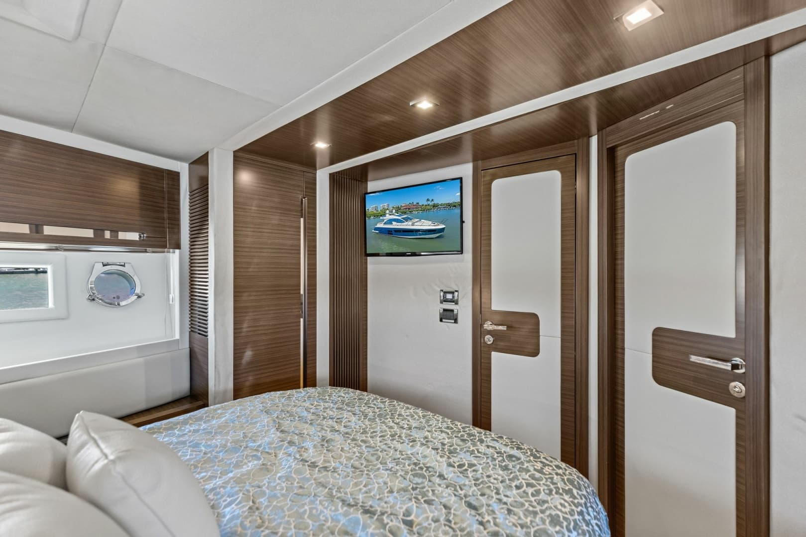 2015 Azimut 55S — photo 68