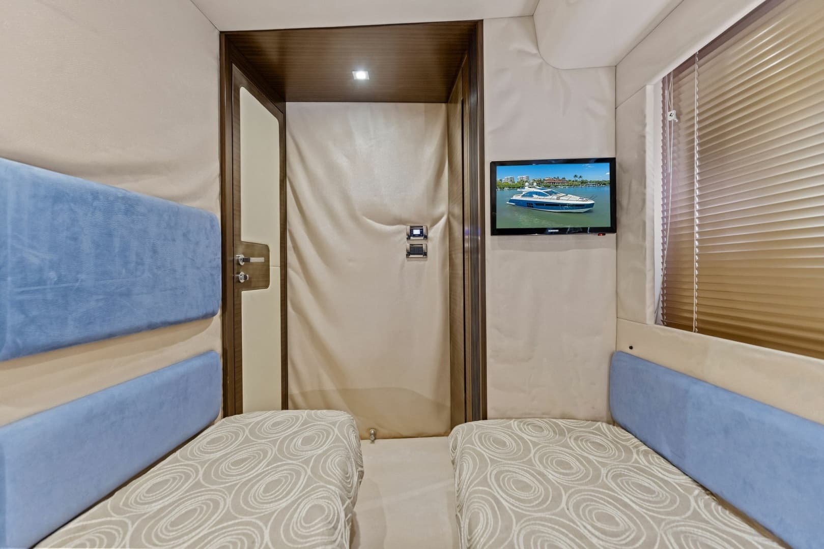 2015 Azimut 55S — photo 64