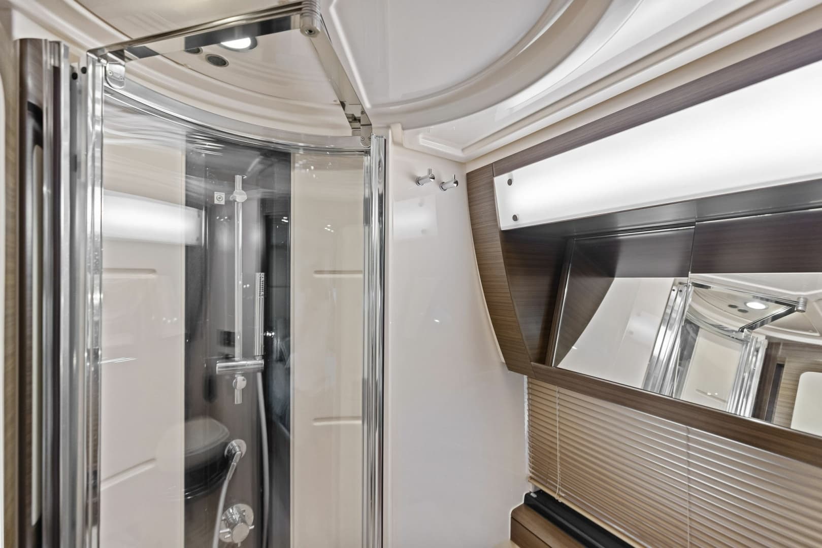 2015 Azimut 55S — photo 75