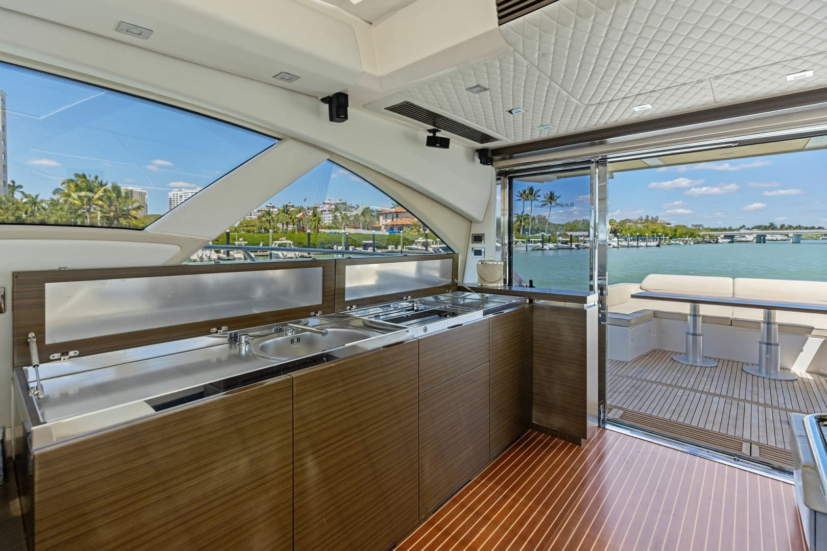 2015 Azimut 55S — photo 47