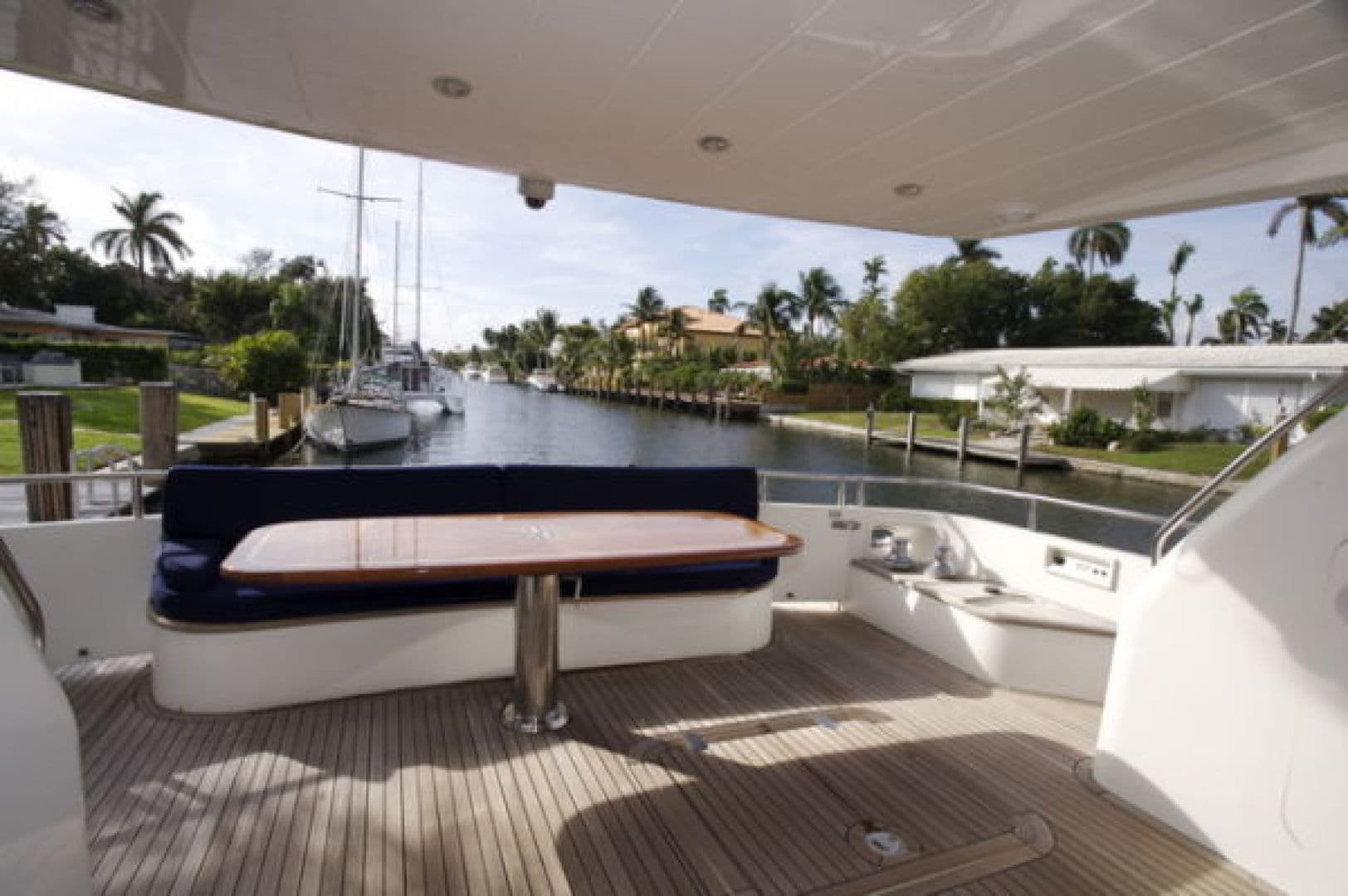 1999 Viking Sport Cruiser — photo 13