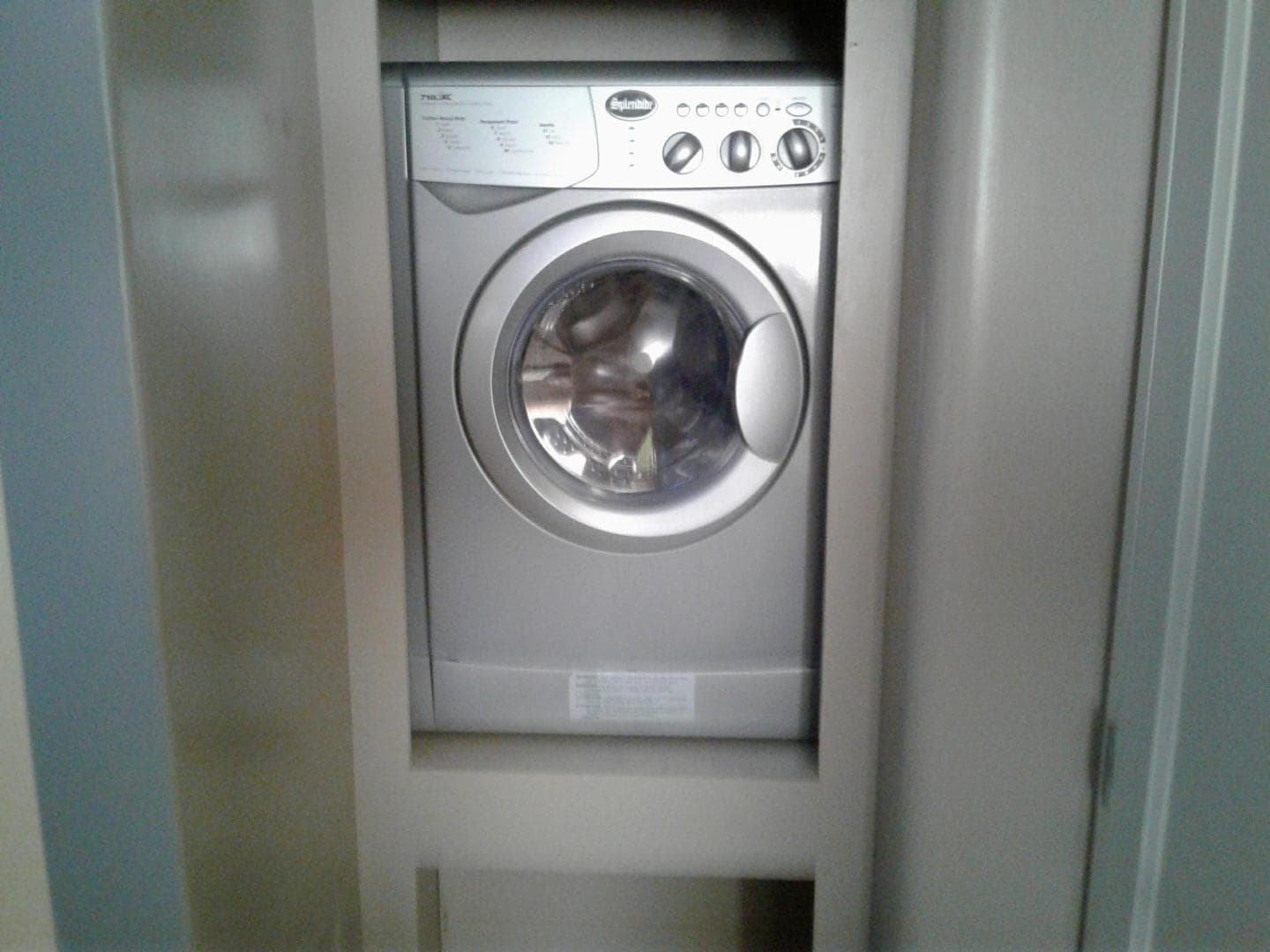 1991 Hatteras Cockpit — photo 5