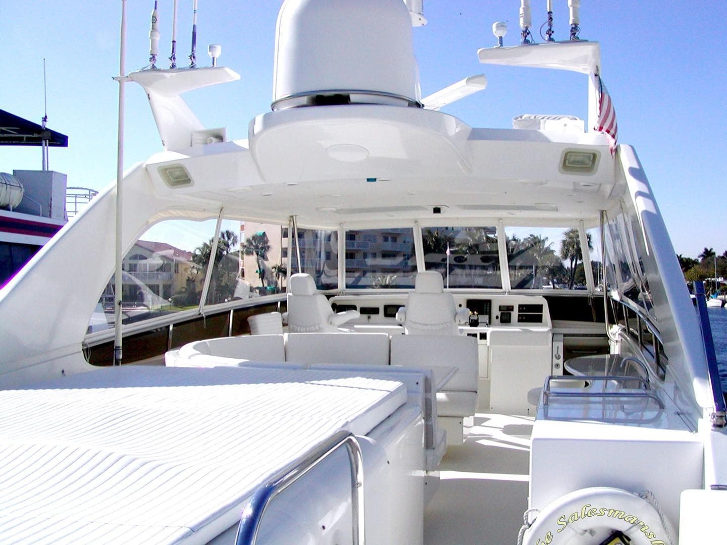 1996 Lazzara Yachts Grand Salon — photo 14