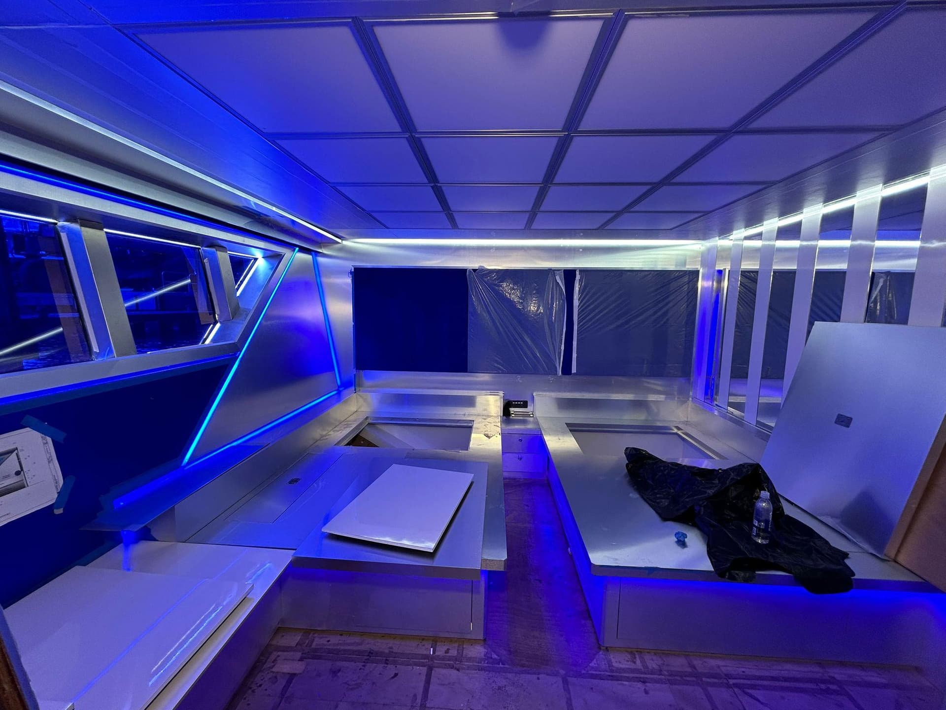 1992 Heesen 141 — photo 46