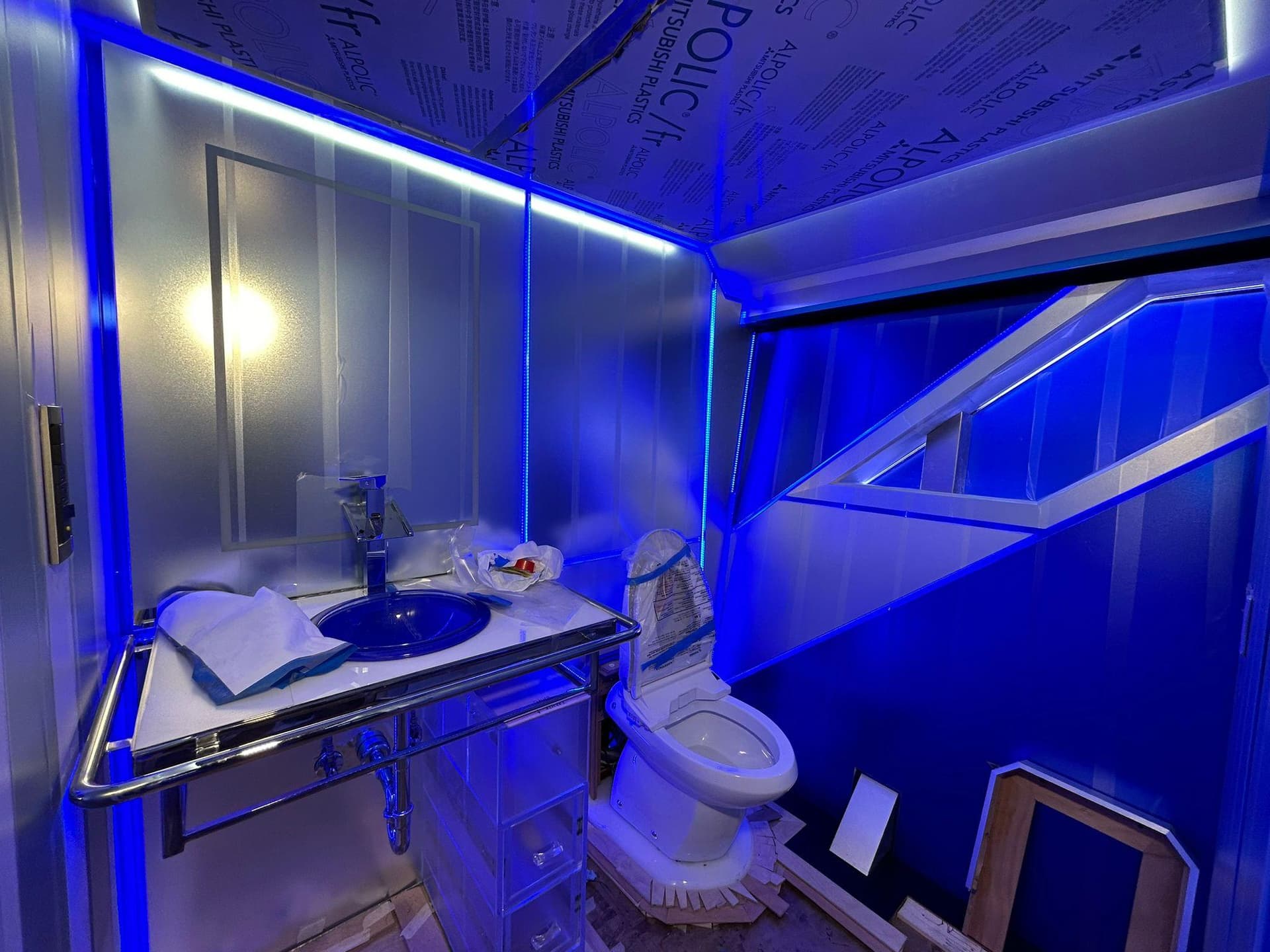 1992 Heesen 141 — photo 50