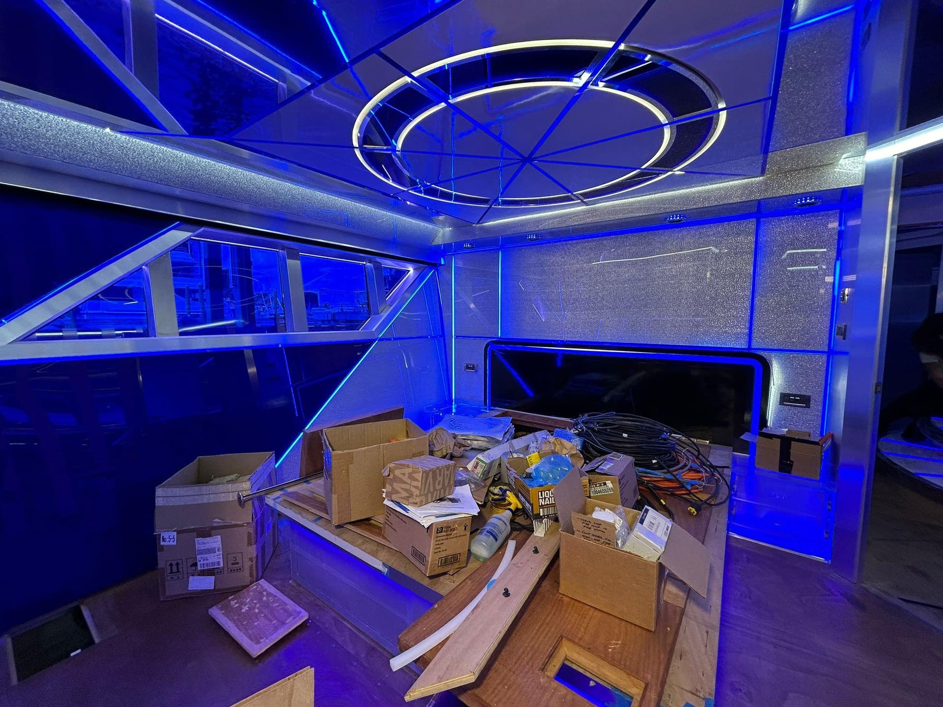 1992 Heesen 141 — photo 60