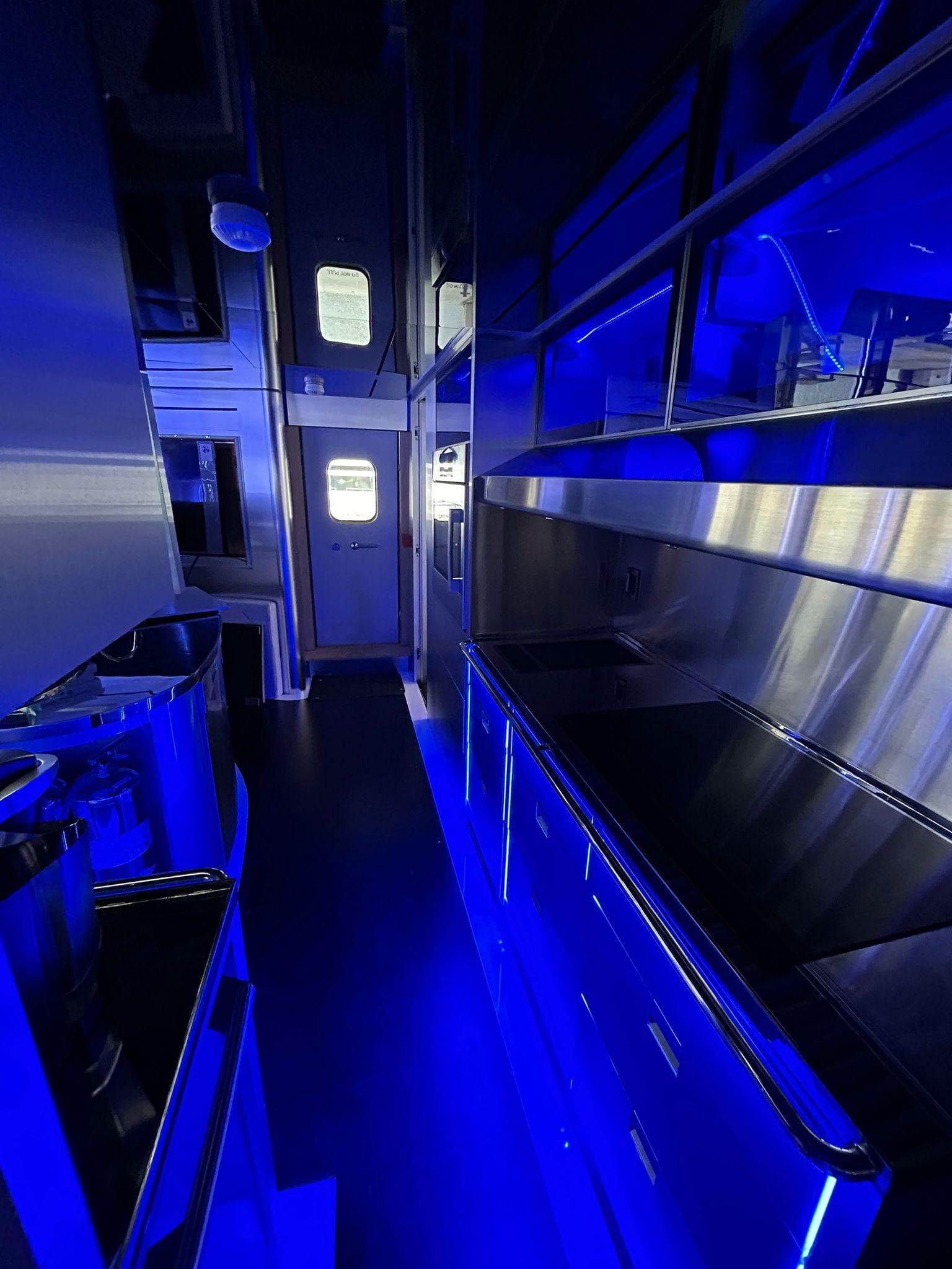 1992 Heesen 141 — photo 68