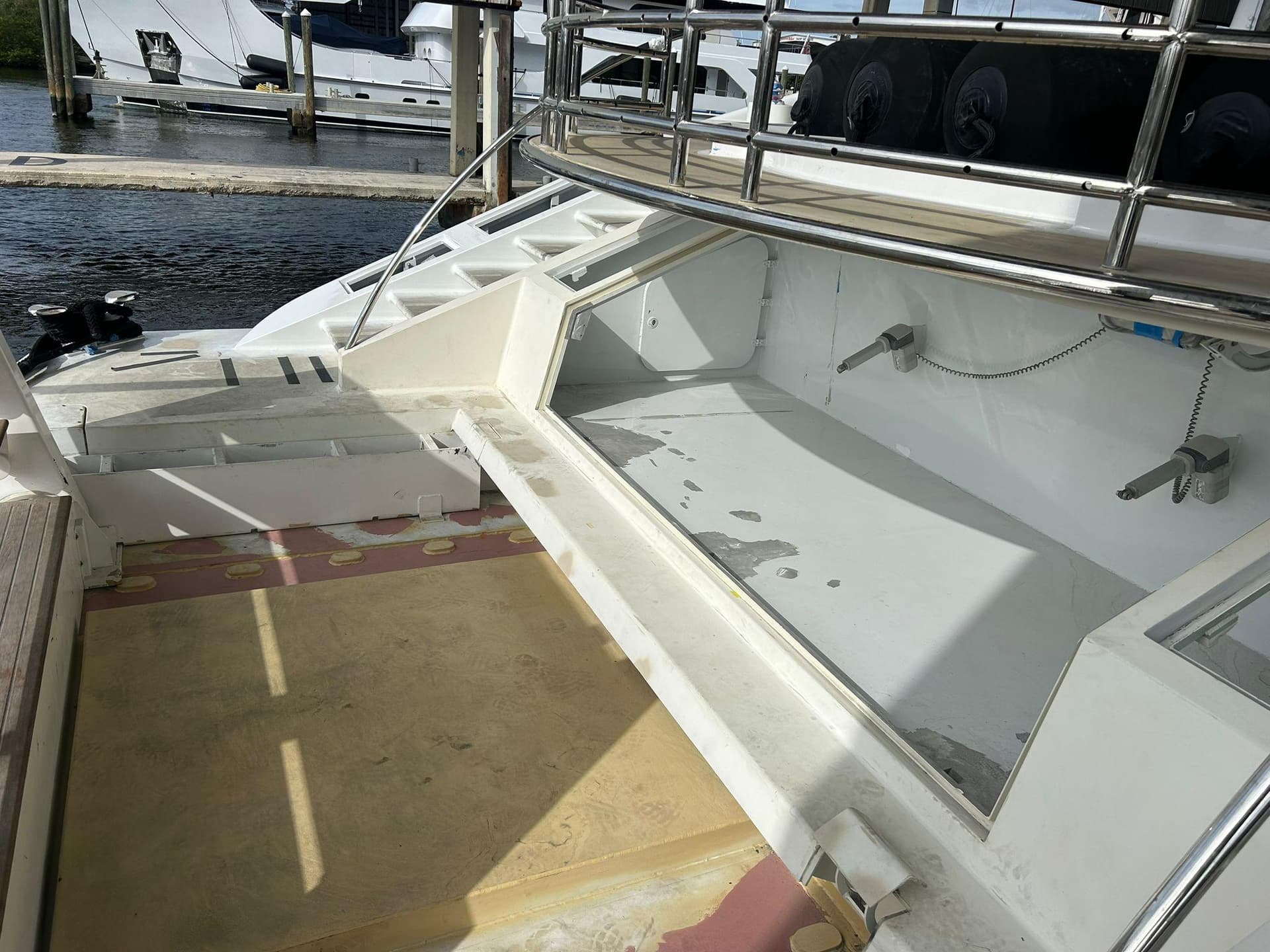 1992 Heesen 141 — photo 77