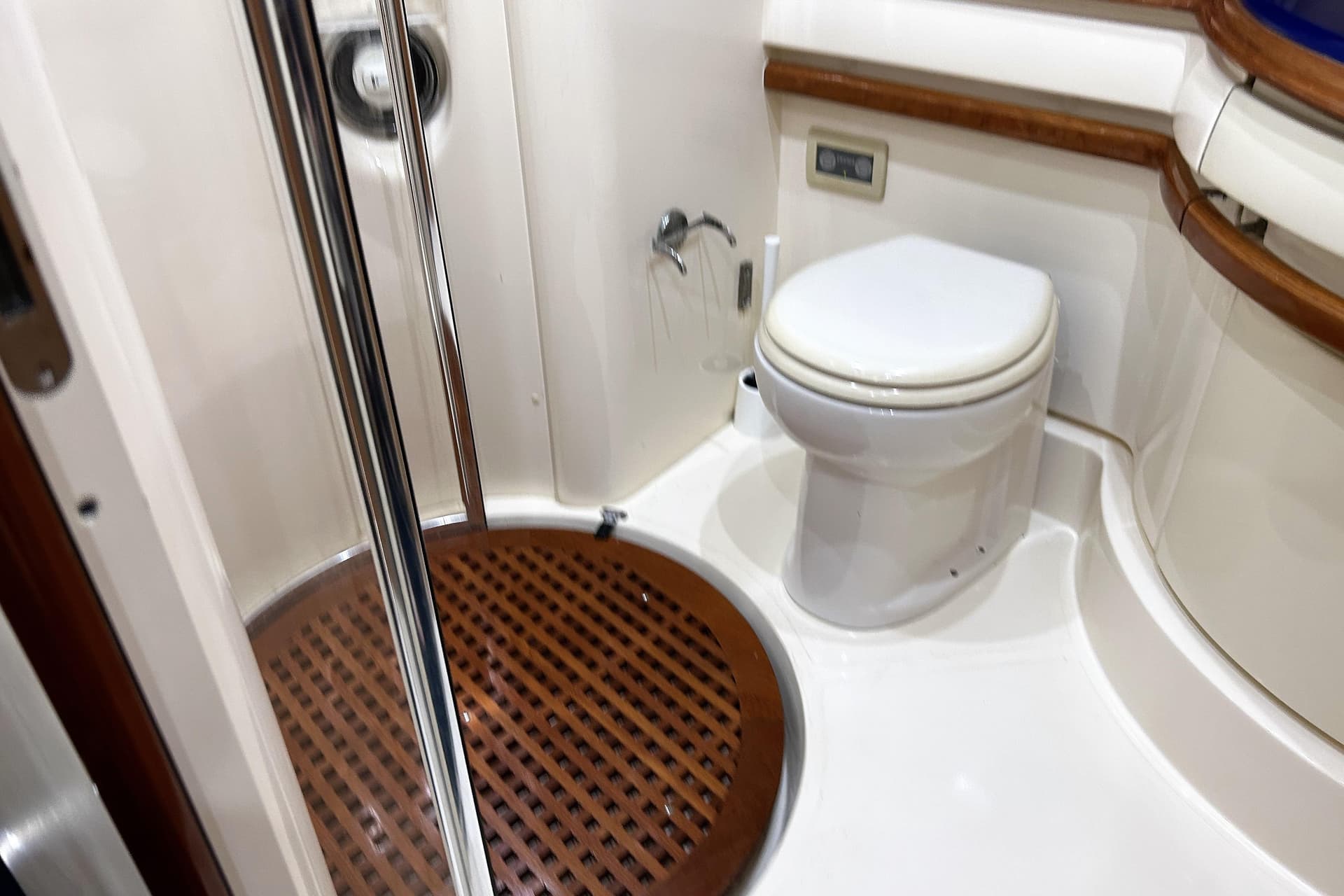 2003 Azimut 55 — photo 17