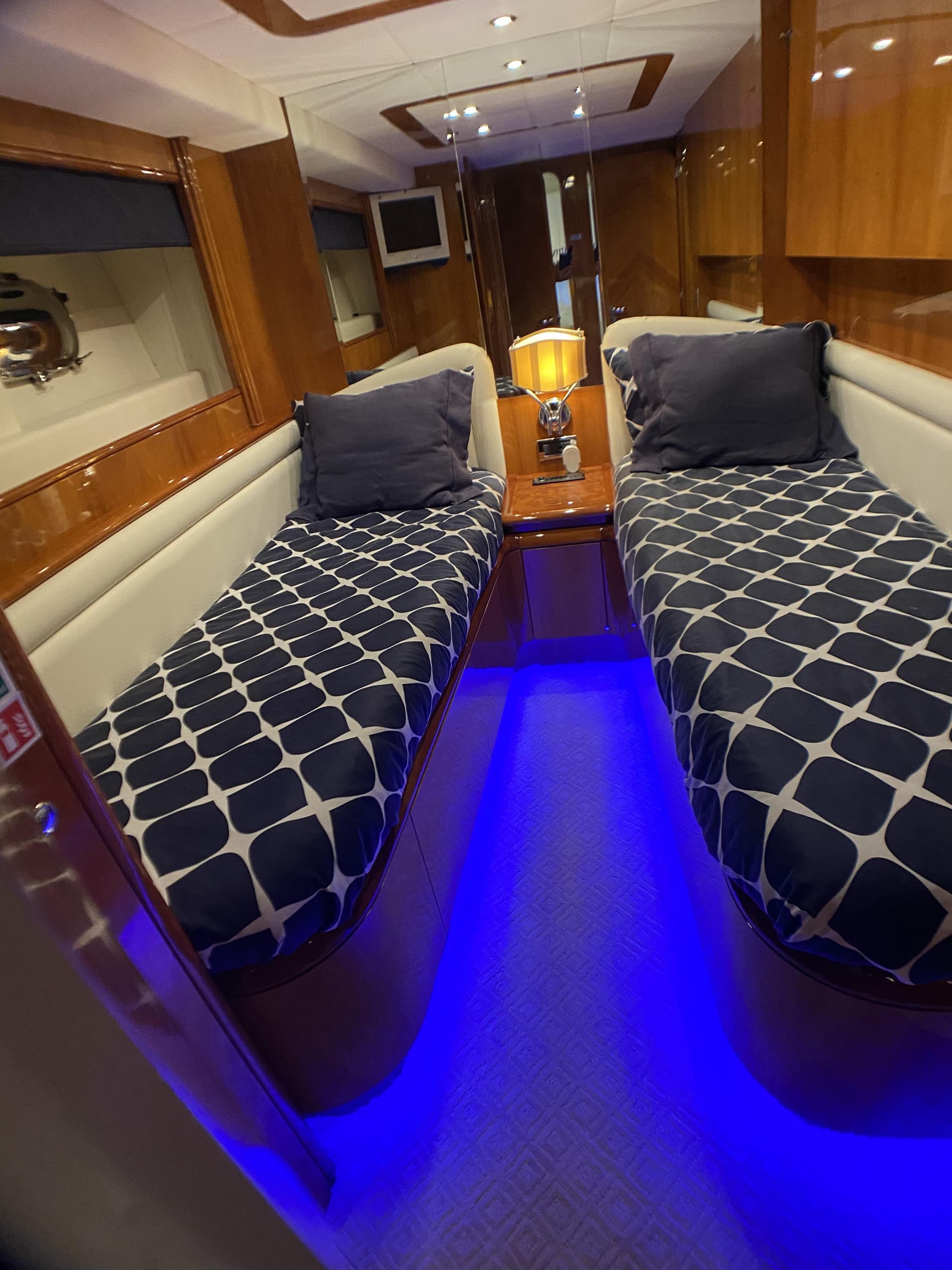 1999 Azimut 85 Ultimate — photo 54